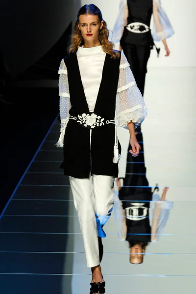 Look 4